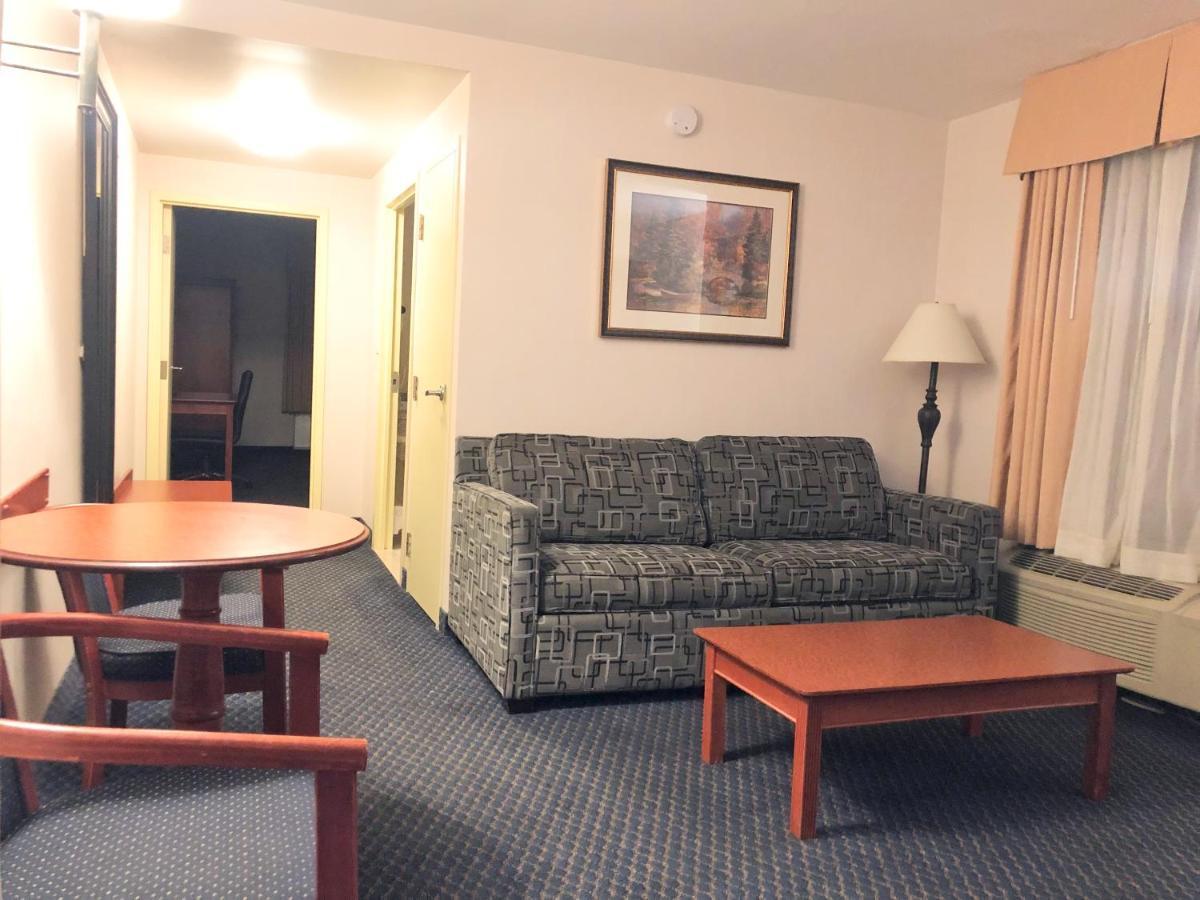 Days By Wyndham Centre St By The Falls Hotel Niagara-Fälle