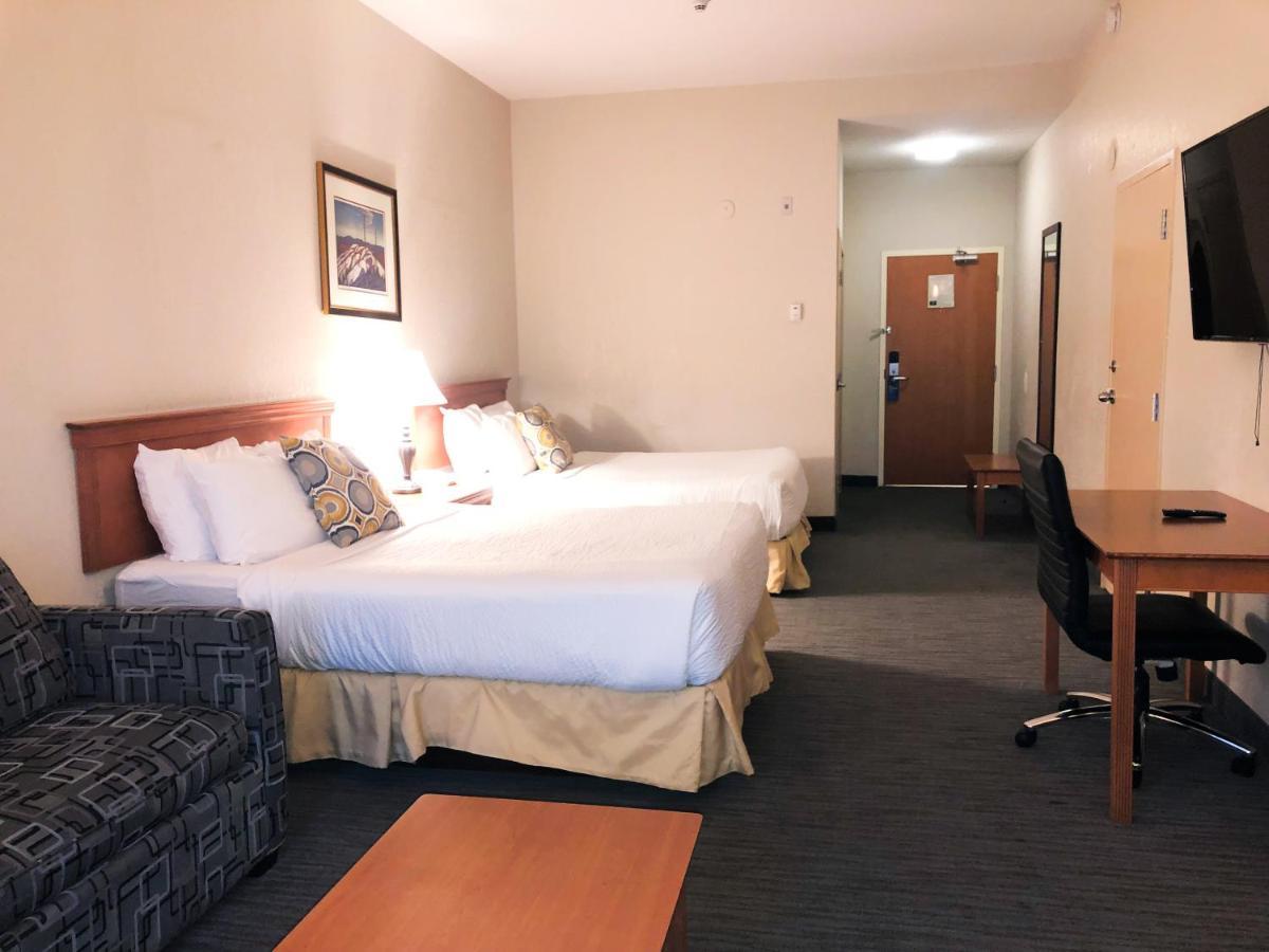 Hotel Days By Wyndham Centre St By The Falls 3*