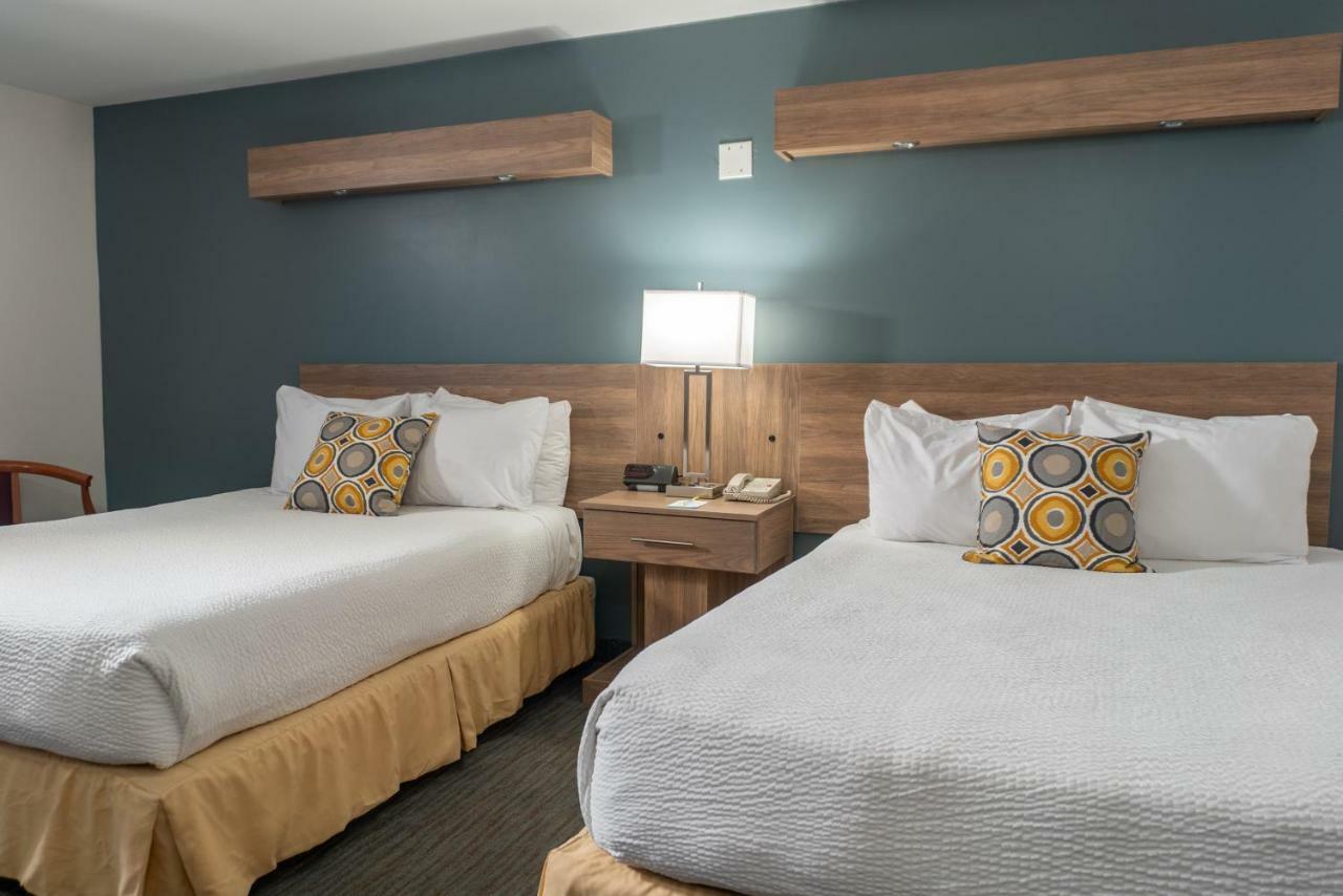 Days By Wyndham Centre St By The Falls 3* Niagara-Fälle